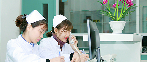 Đặt lịch qua điện thoại